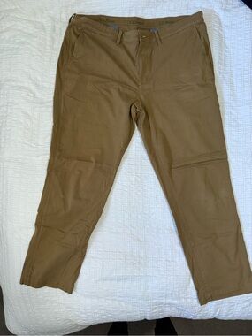 L.L. Bean Men's Tan Chinos - Straight Fit